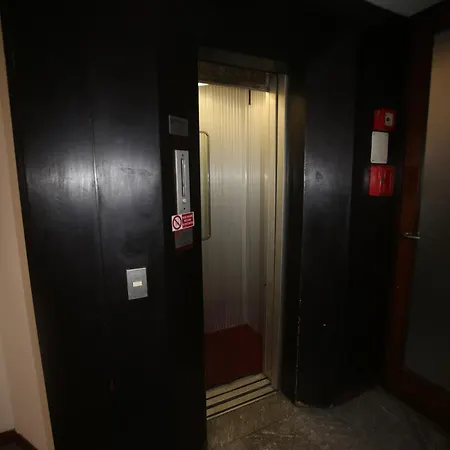 Shopping Street House Apartment Milan