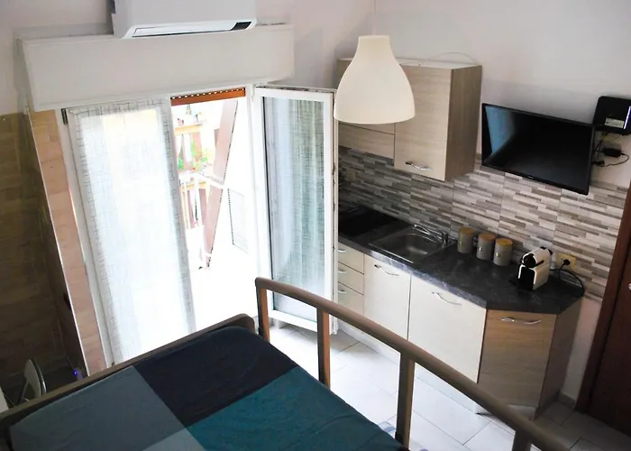 Shopping Street House Apartment *